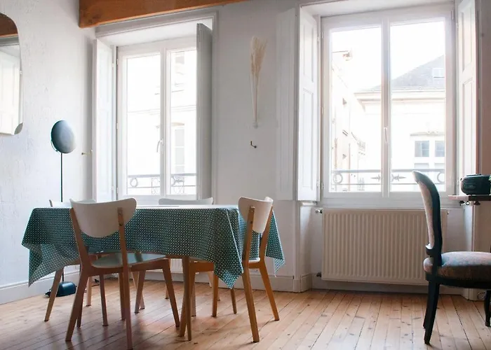 Le Pommeraye : Duplex hyper centre
